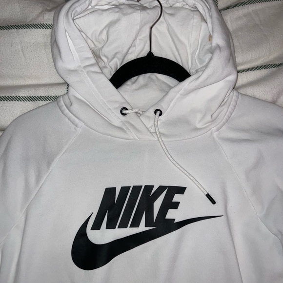 nike hoodie - Picture 2 of 4